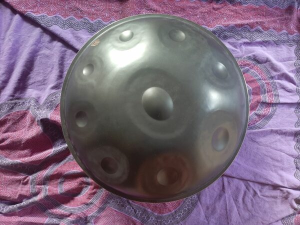 Hende e-lasirena 9 handpan