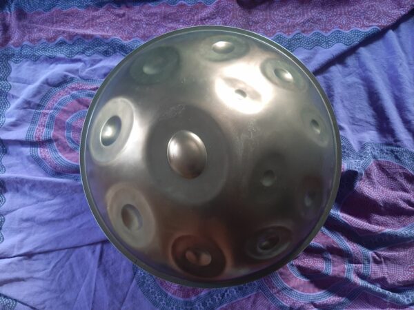 MAG e-moll 12 handpan